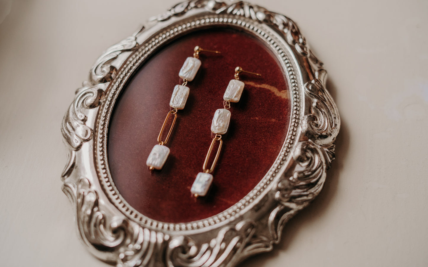 Modernism Freshwater Pearl on Gold