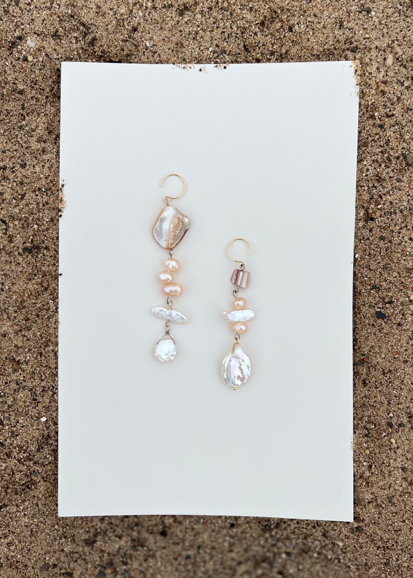 Asymmetrical luminescent drops